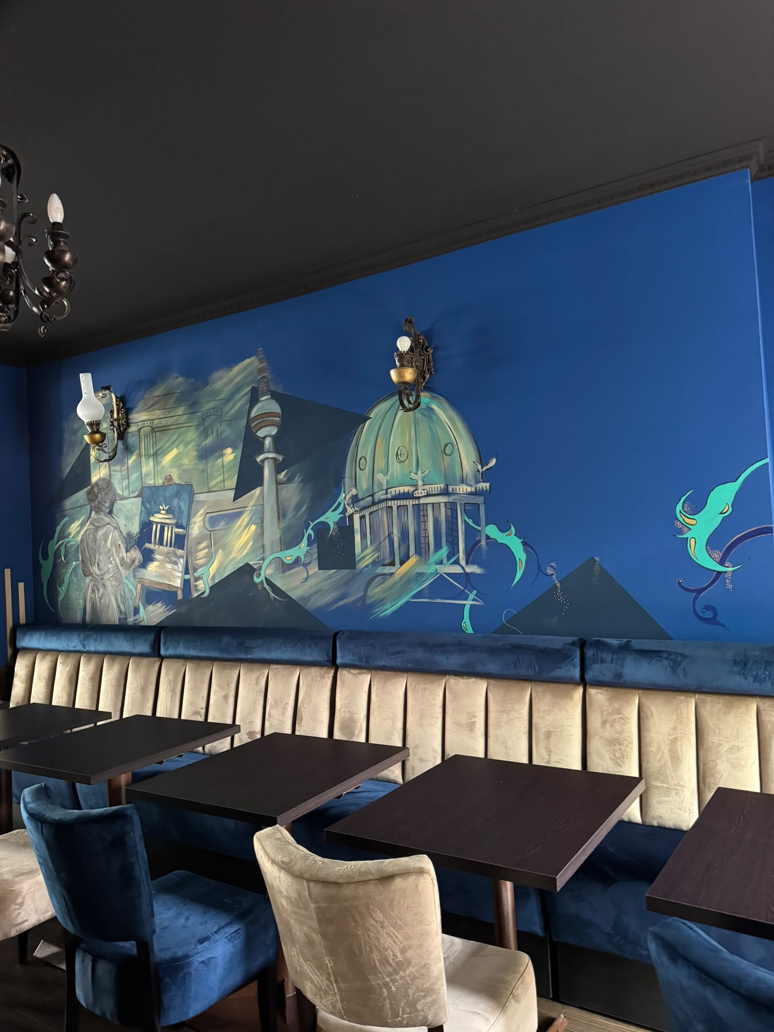 Gedeckter Tisch im ANA Grillhaus